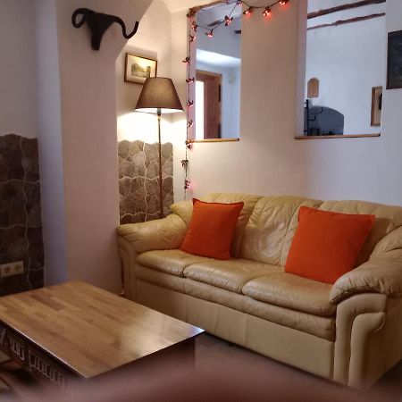 Casa En La Plaza, Hinojares - Ideal For Exploring The Area Exterior foto